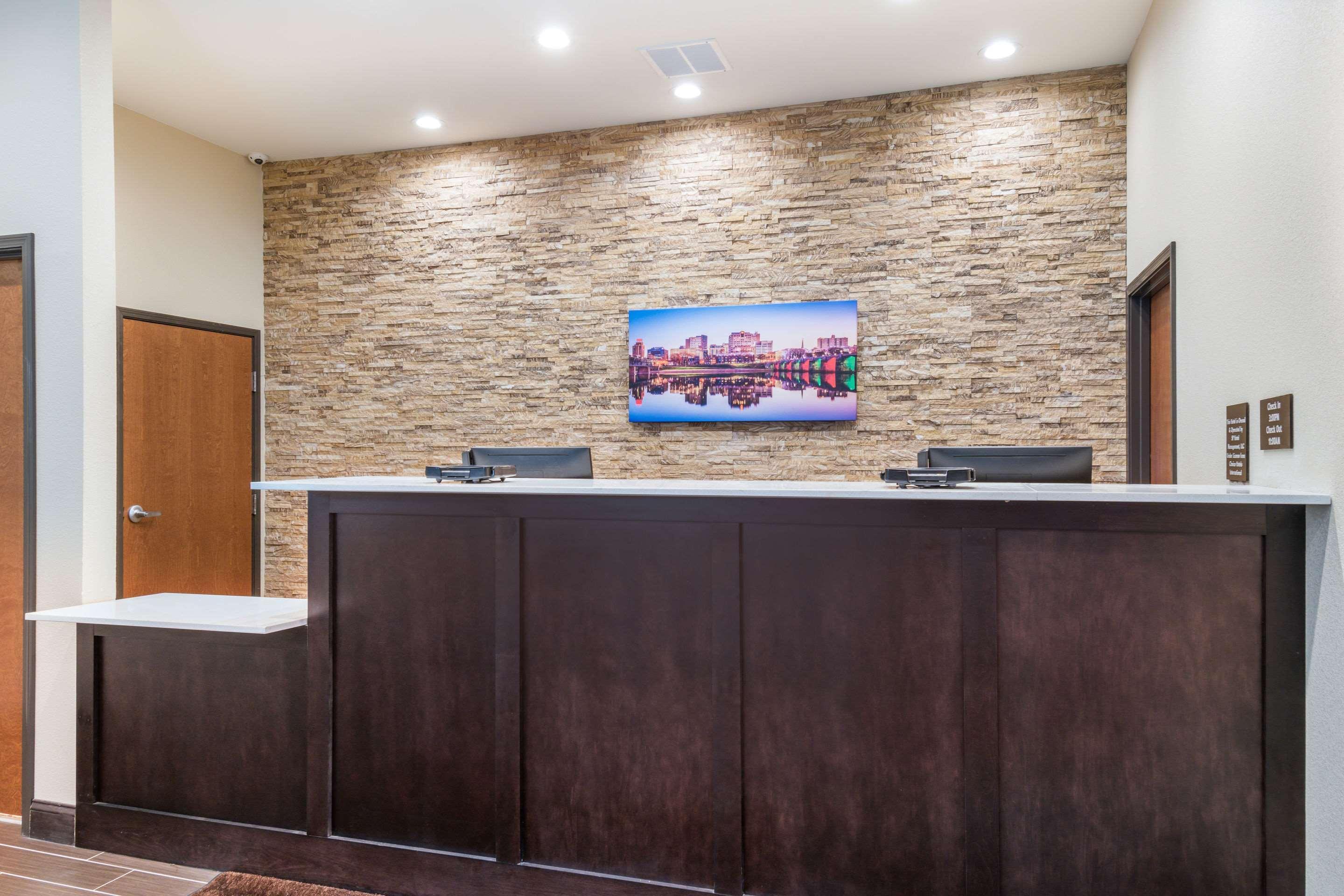Comfort Inn & Suites Harrisburg - Hershey West Екстер'єр фото